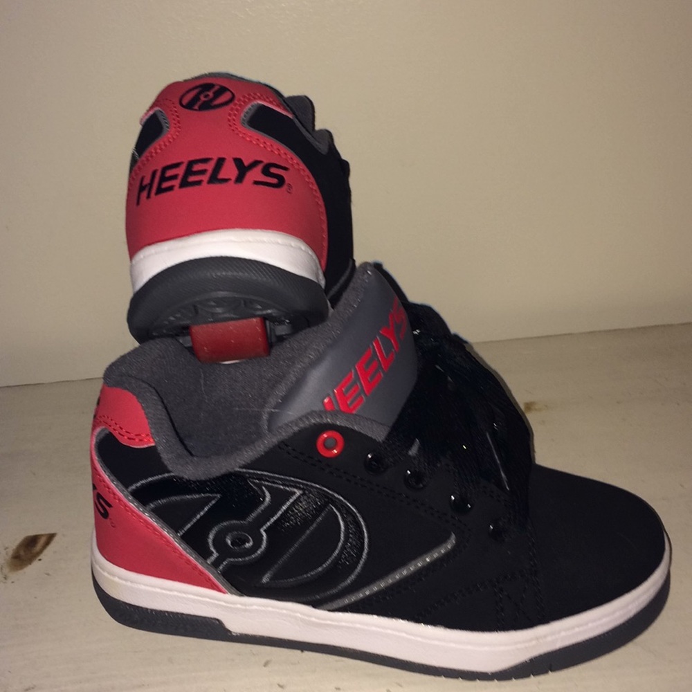 HEELYS
